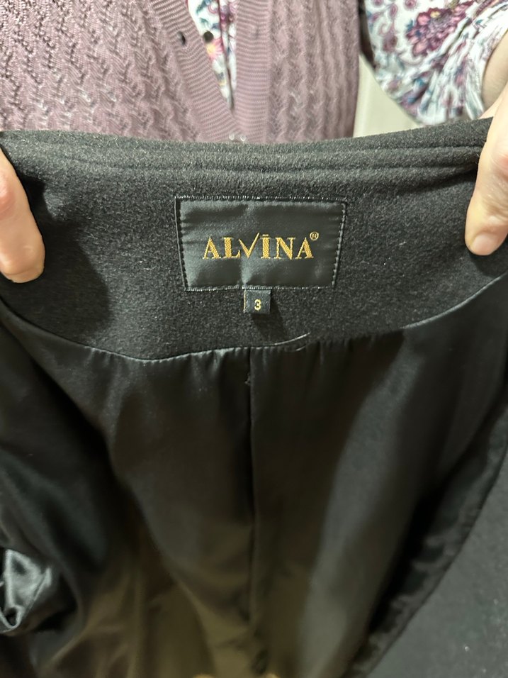 Düğmeli Siyah Kadın Kaban - Görsel 4