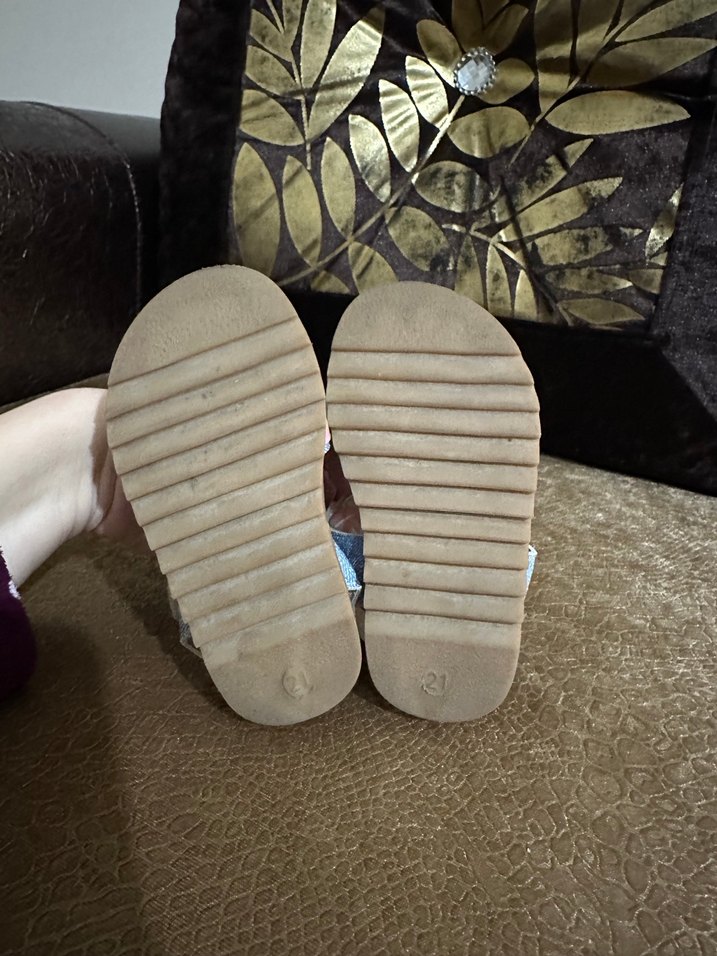 Kız Çocuk Pastel Renkli Cırt Cırtlı Sandalet - Görsel 3