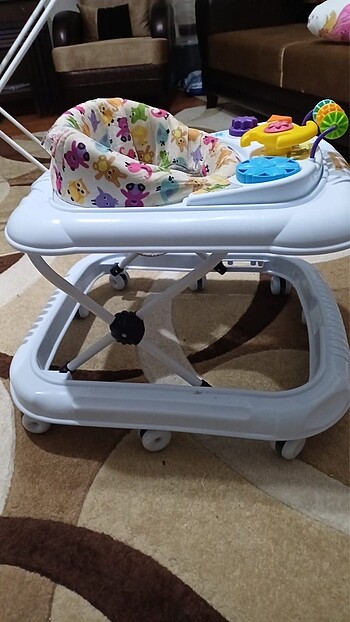 Fisher Price Bebek yürüteç