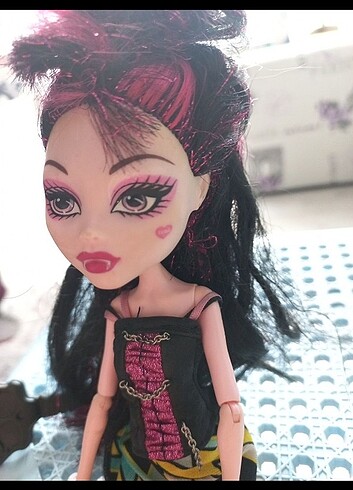 Beden Monster high drakula