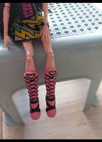  Beden Renk Monster high drakula 