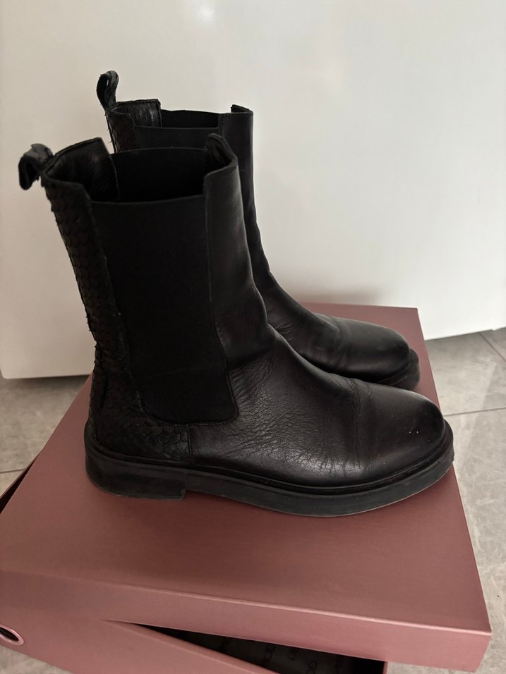 Derimod Siyah Deri Kadın bot - Görsel 4