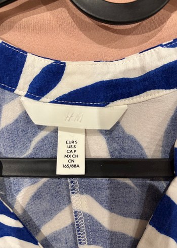 H&M Mavi Yaprak Desenli V Yakalı Kadın elbise