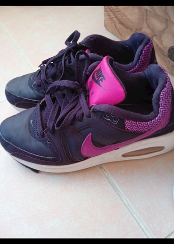 Nike Nike Mor Bağcıklı Spor Ayakkabı