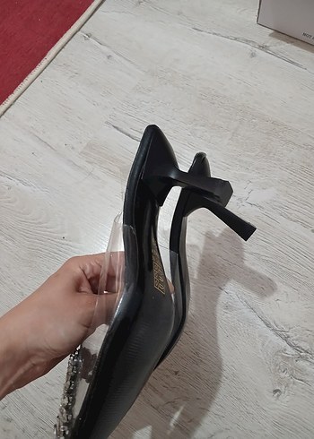 38 Beden ZARA Siyah Stiletto Taşlı Abiye Ayakkabı