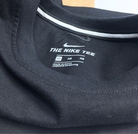 s Beden Orjinal Nike Siyah T-Shirt(baskısında hafif hata vardır)