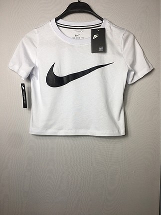 Nike orjinal Crop model T-shirt