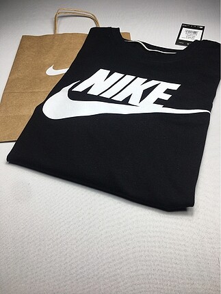 Nike NİKE T-Shirt