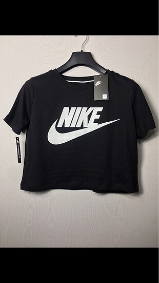 NİKE T-Shirt