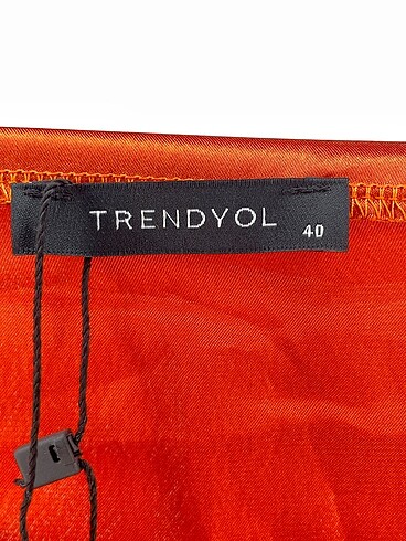 40 Beden turuncu Renk Trendyol & Milla Bluz %70 İndirimli.