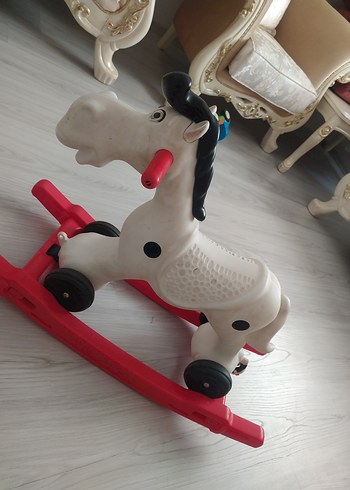  Beden Beyaz At Figürlü Salıncak Oyuncak