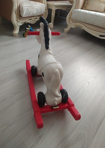  Beden Renk Beyaz At Figürlü Salıncak Oyuncak
