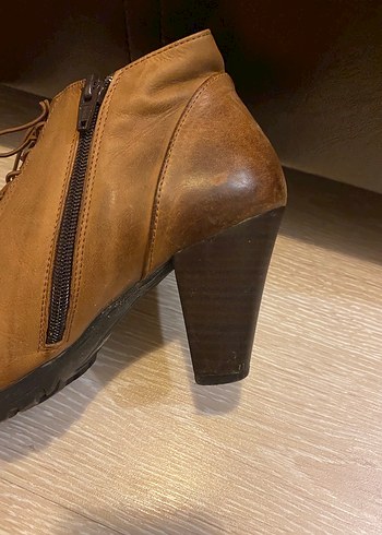 Kahverengi Deri Kadın Dolgu Topuk Bot - Görsel 5