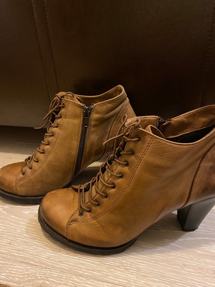 Kahverengi Deri Kadın Dolgu Topuk Bot - Görsel 3