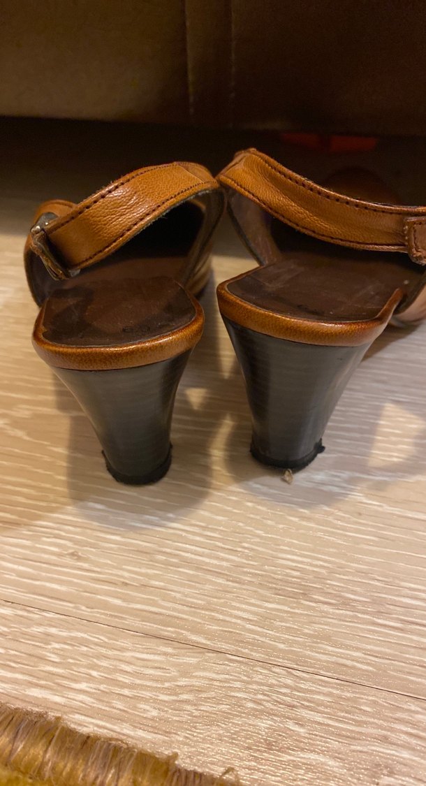kahverengi Deri Kadın Dolgu Topuklu Klasik Ayakkabı - Görsel 3