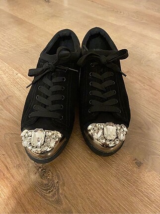 Taşlı Sneakers