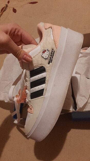 37 Beden Orijinal adidas hello kitty