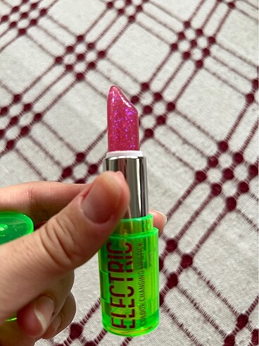 Essence Renk değiştiren