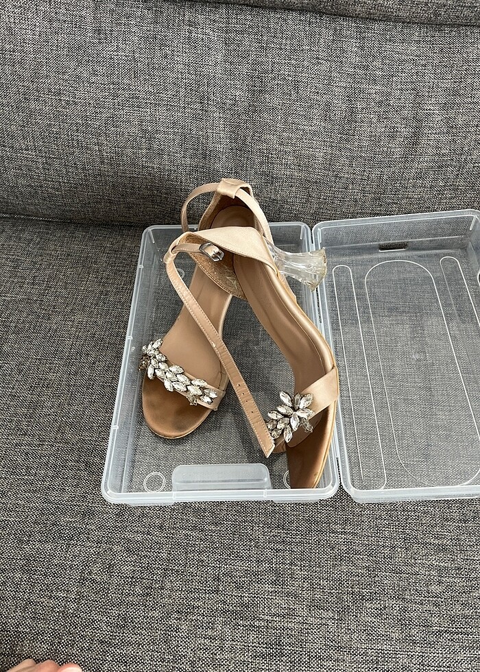 Topuklu ayakkabı - Görsel 2