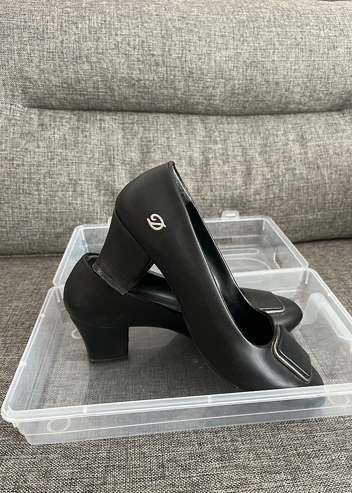 Topuklu ayakkabı - Görsel 2