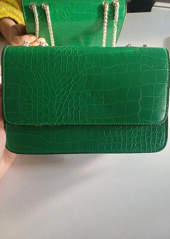 Zincir Detaylı Yeşil Deri Kadın Çanta - Görsel 3