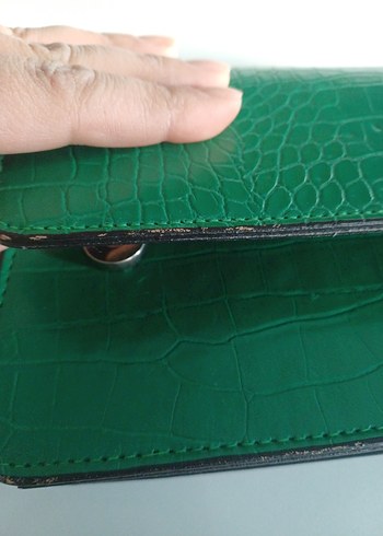 Zincir Detaylı Yeşil Deri Kadın Çanta - Görsel 6