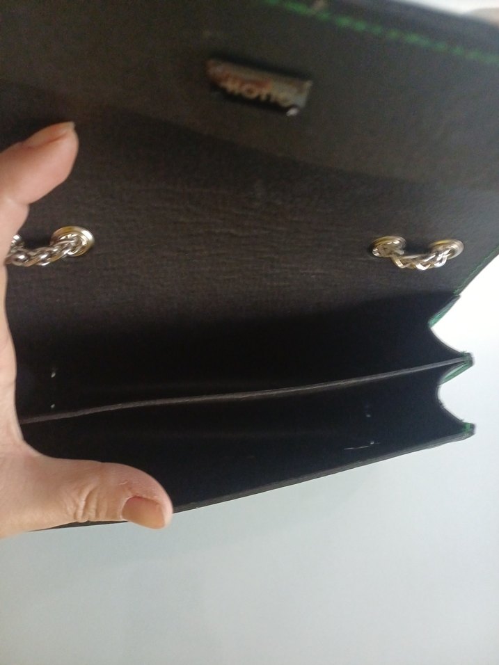 Zincir Detaylı Yeşil Deri Kadın Çanta - Görsel 5