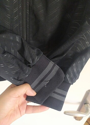 m Beden siyah Renk Nike fermuarlı sweatshirt 