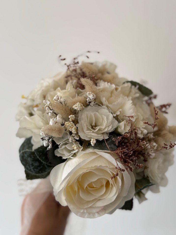 Dantel Detaylı Beyaz Bohem Gelin Buketi - Görsel 2