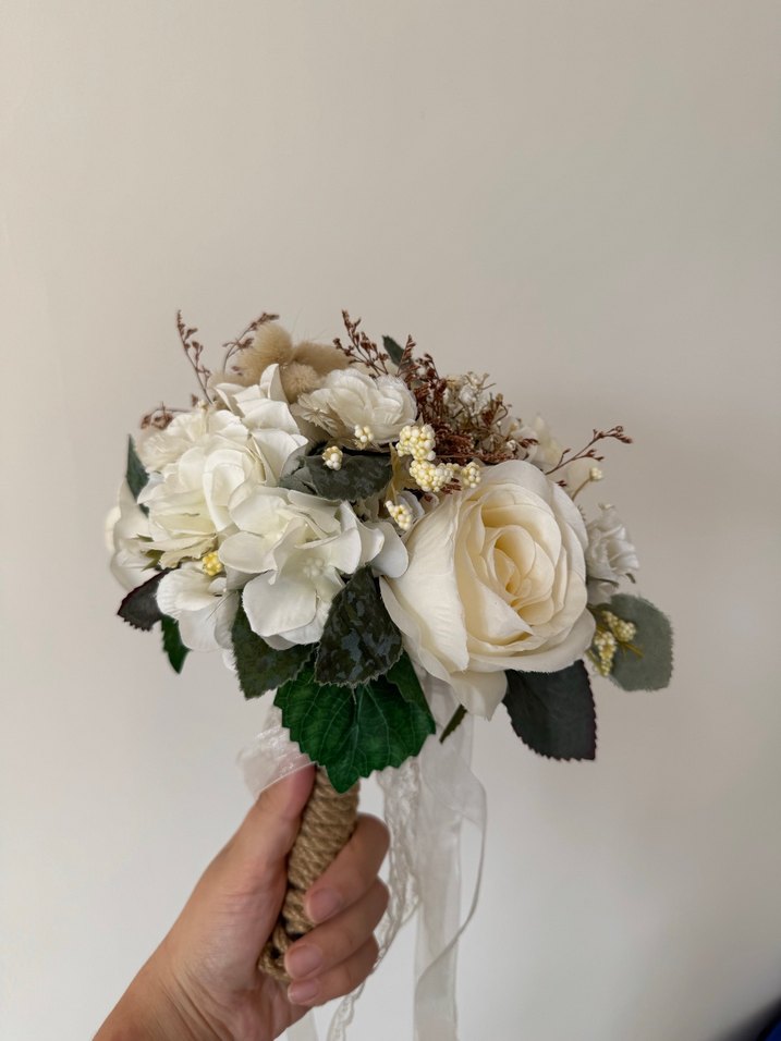 Dantel Detaylı Beyaz Bohem Gelin Buketi - Görsel 5