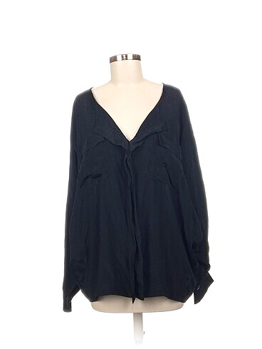 H&M Bluz %70 İndirimli.