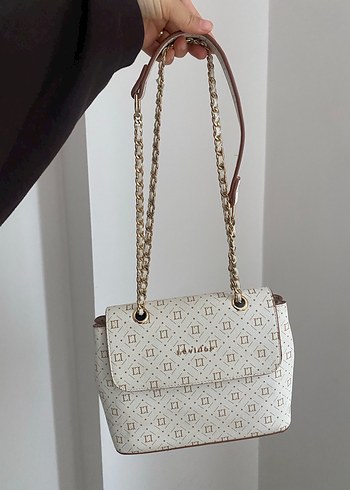 Levidor Zincir Detaylı Beyaz Kadın Çanta - Görsel 3