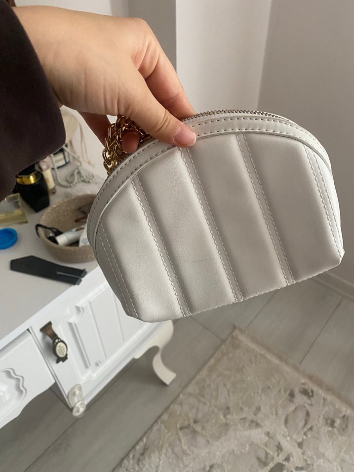 Zincir Detaylı Şeffaf Beyaz Kadın Çanta - Görsel 5