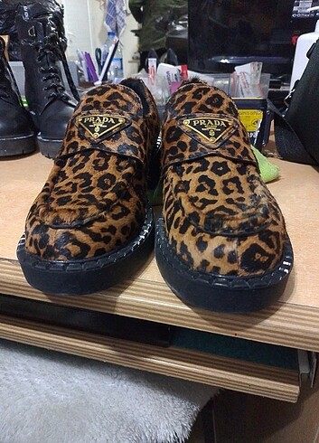 Prada marka leafer ayakkabı