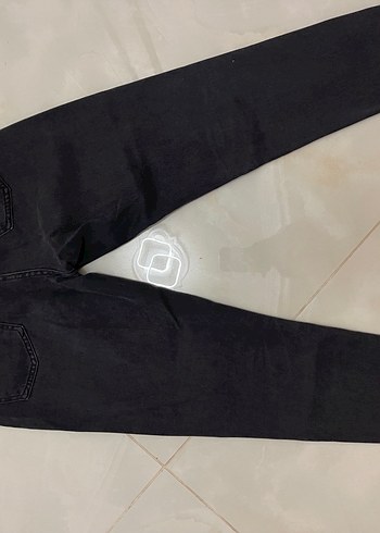 36 Beden Venöve taş detaylı kot pantolon