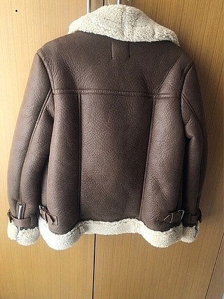 m Beden Bershka mont