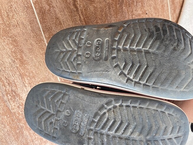 32 Beden Orjinal crocs çocuk terlik