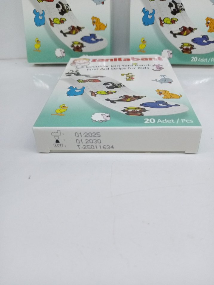 Sanitabant Çocuk İlk Yardım Bandı 20 li 3 PAKET toplam 60 adet - Görsel 2