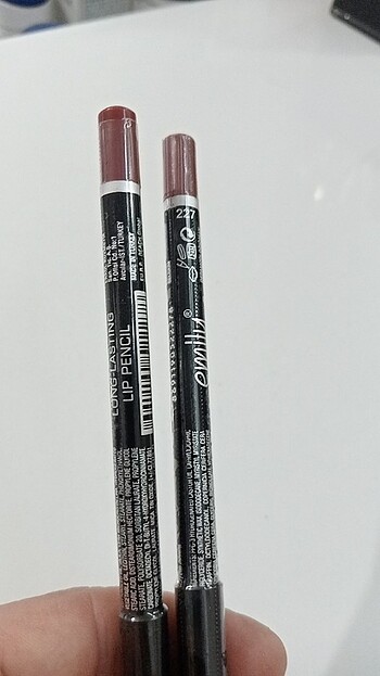 GOLDEN ROSE EMİLY NO 227 DUDAK KALEMLERİ 2 ADET. - Görsel 2