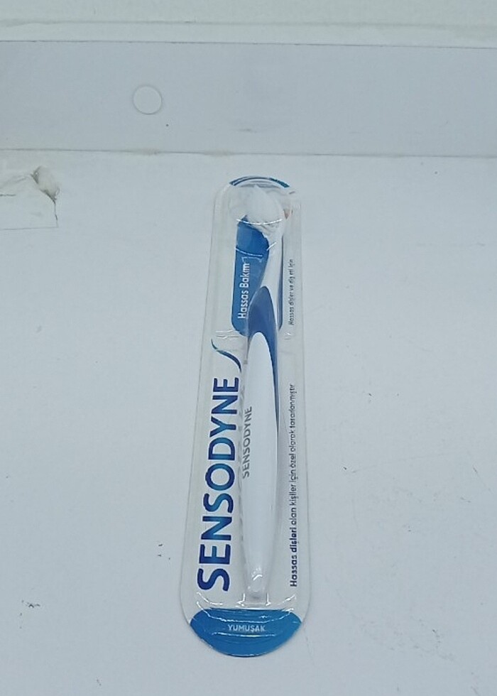 SENSODEYNE HASSAS YUMUSAK UC DİŞ FIRÇASI  - Görsel 2