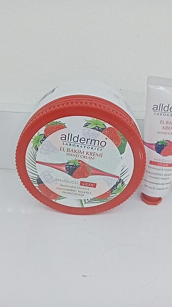 Diğer Alldermo ahududu çilek 250 ml krem 2 adet hediyeli