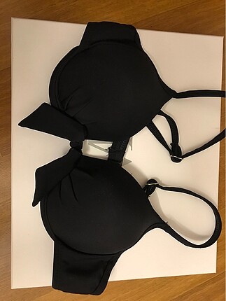 Bikini üstü