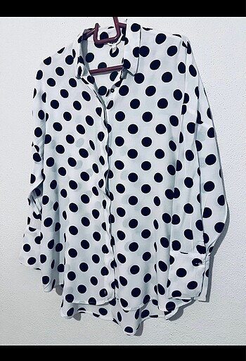 40 Beden 40 BEDEN DÖKÜMLÜ YENİ CREP GÖMLEK