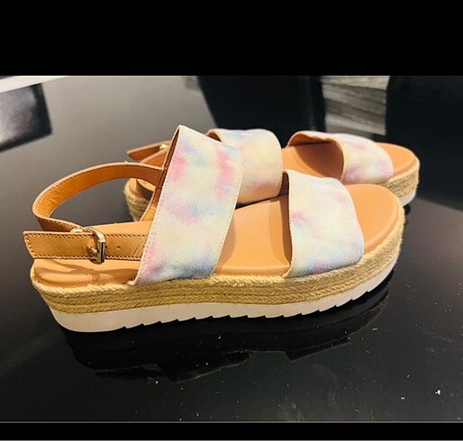 37 Beden çeşitli Renk 37 CATWALK KALİTELİ KEYEN PAMUK SANDALET