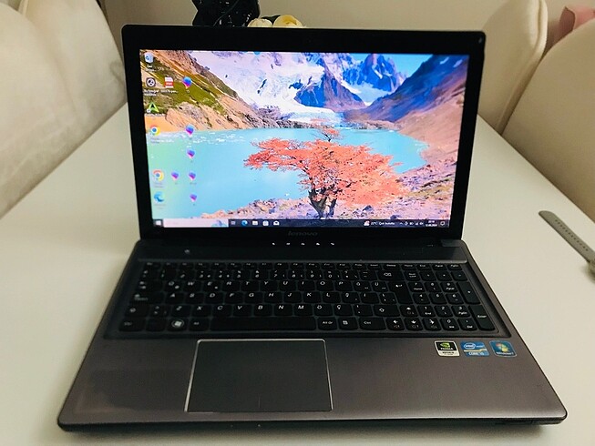 Beden Renk Lenovo z580 i5 6 GB RAM 2 GB ekran kartı
