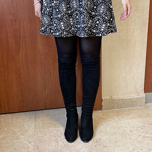 Siyah Çorap Çizme