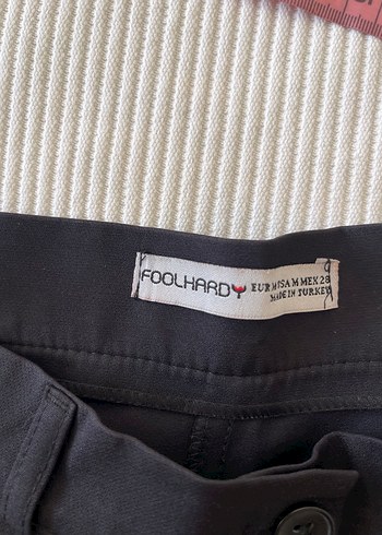 Kadın Siyah Pilili Kumaş Pantolon - Görsel 3