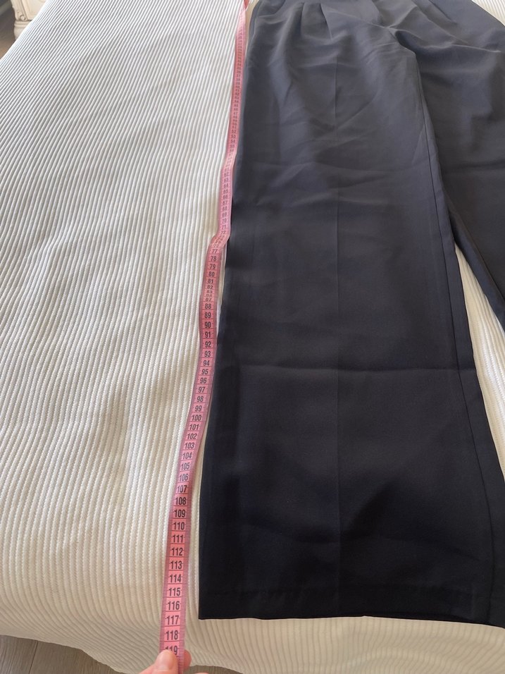 Kadın Siyah Pilili Kumaş Pantolon - Görsel 4