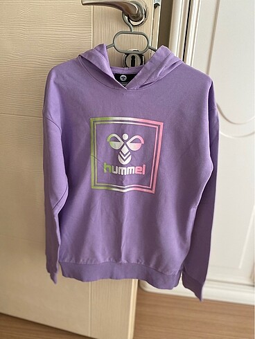 Hummel sweatshirt