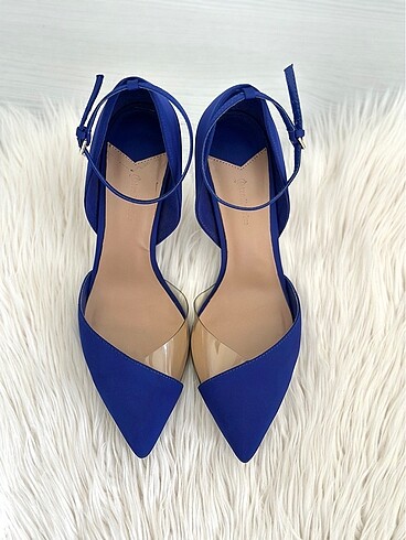 40 Beden lacivert Renk Stradivarius bilekten bağlamalı saks stiletto